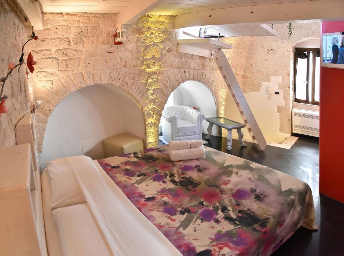 L'Angolo Di Gaudi, Casa Mila Putignano Eksteriør billede