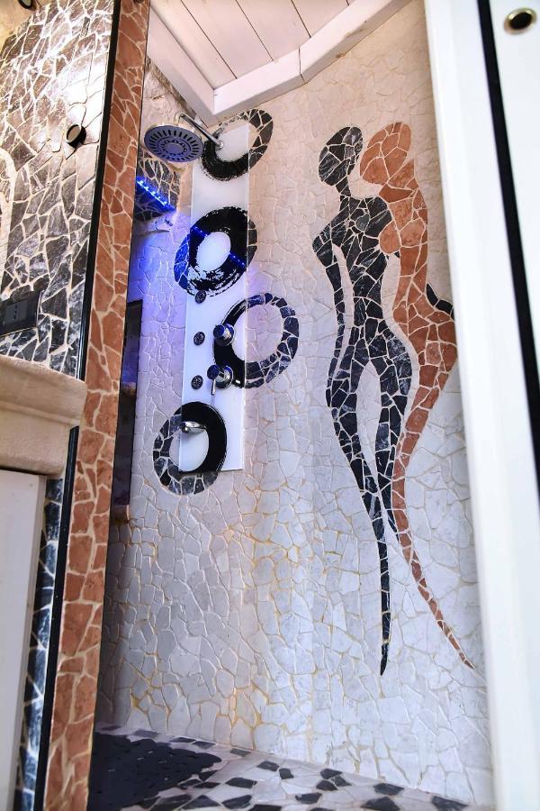L'Angolo Di Gaudi, Casa Mila Putignano Eksteriør billede