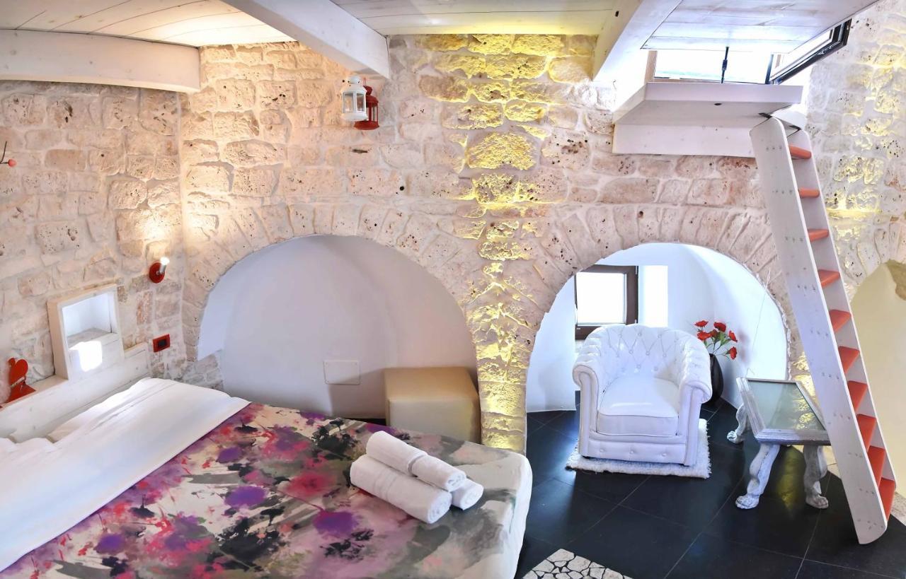 L'Angolo Di Gaudi, Casa Mila Putignano Eksteriør billede