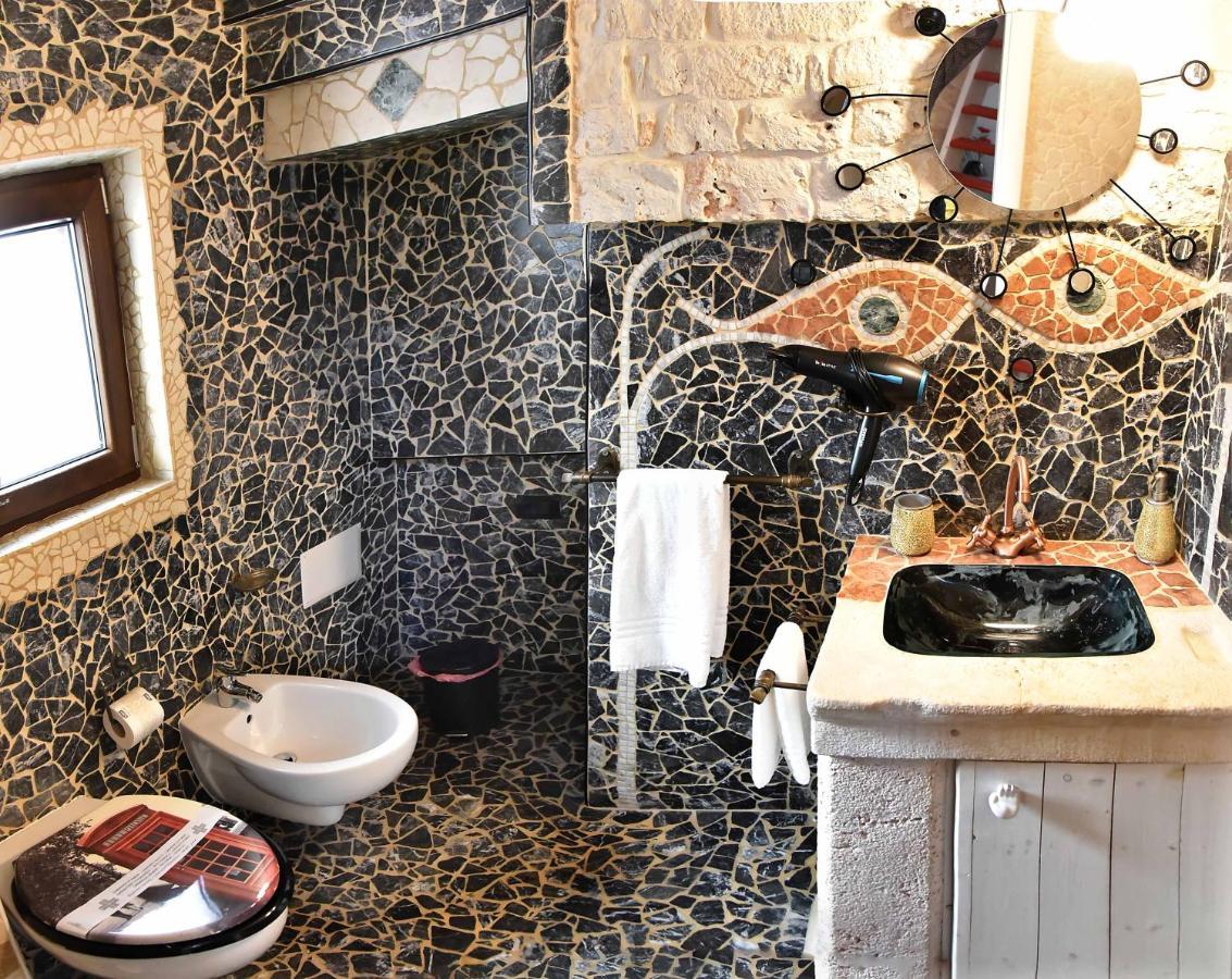 L'Angolo Di Gaudi, Casa Mila Putignano Eksteriør billede
