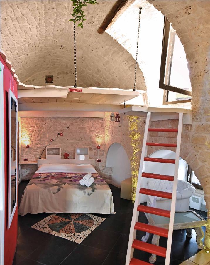 L'Angolo Di Gaudi, Casa Mila Putignano Eksteriør billede